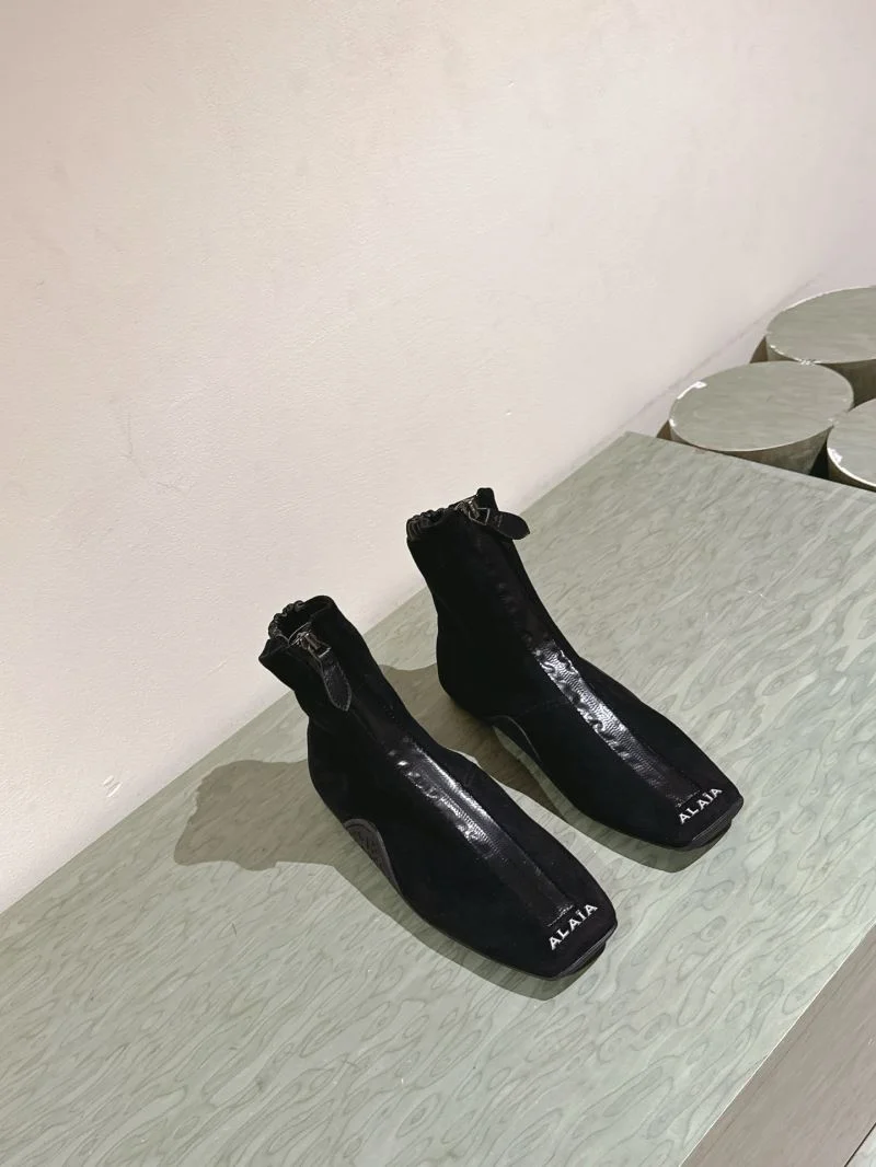 Alaia Boots Vibrant 13250