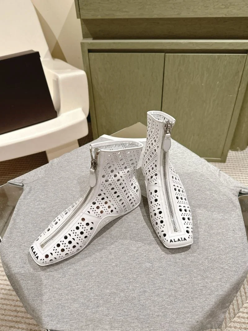 Effortless Alaia Boots 13248