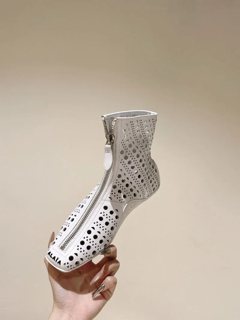 Effortless Alaia Boots 13248