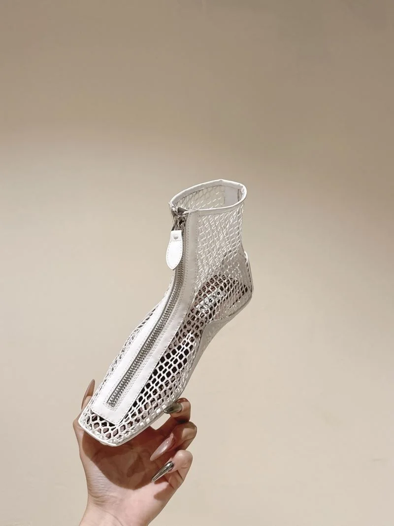 Lightweight Alaia Boots 13252