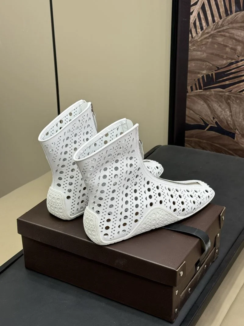 Trendsetting Alaia Boots 13257