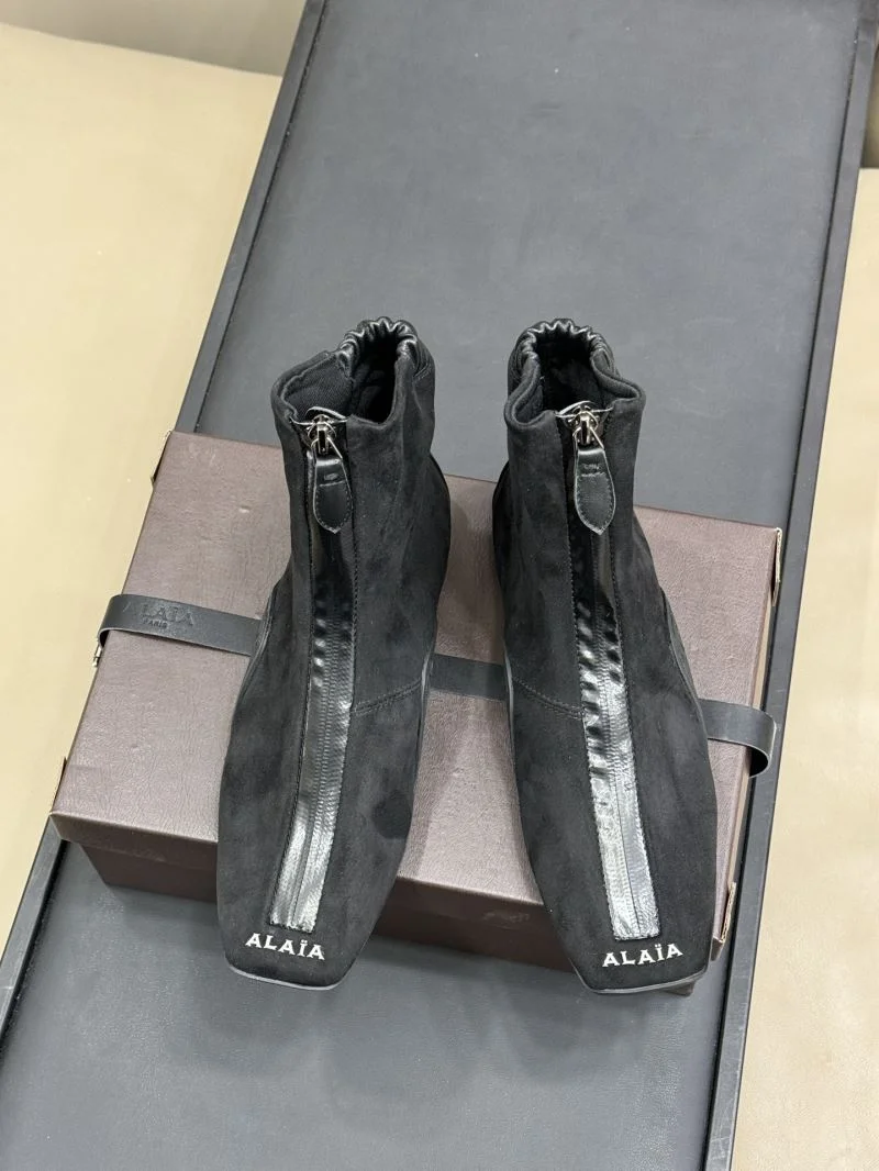 Alaia Boots HighQuality 13255