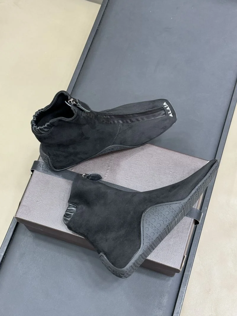 Alaia Boots HighQuality 13255