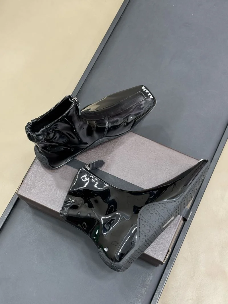 WellDesigned Alaia Boots 13242