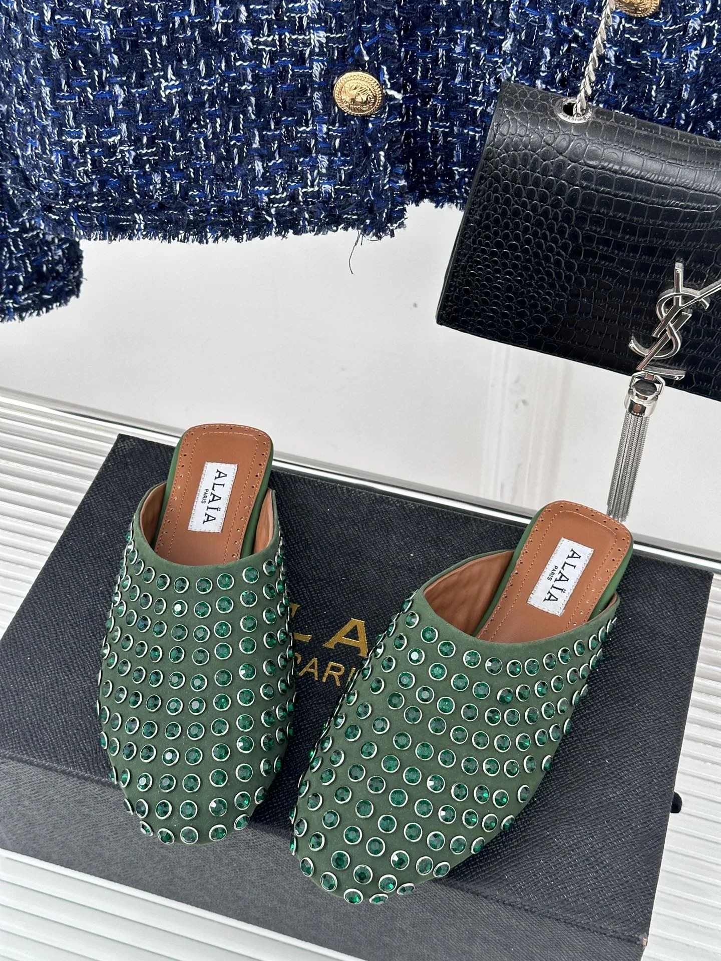 Comfortable Alaia Sandals 8540