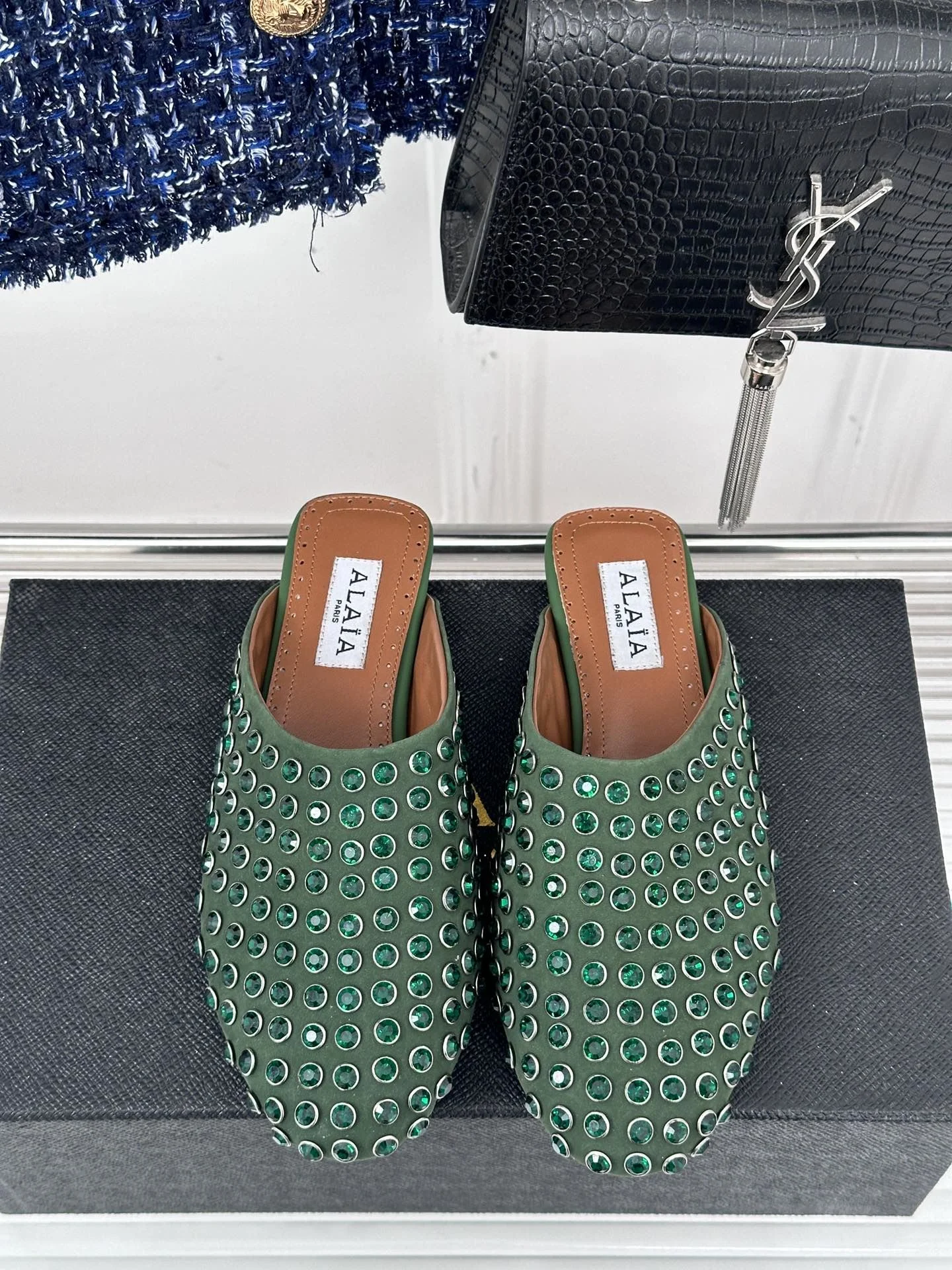 Comfortable Alaia Sandals 8540