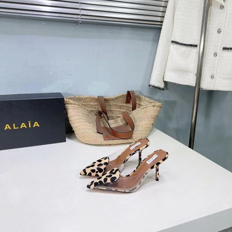 Supportive Alaia Sandals 13237