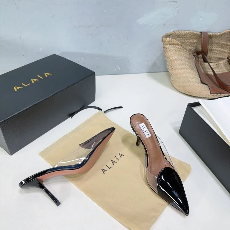 Alaia Sandals Elegant 13230