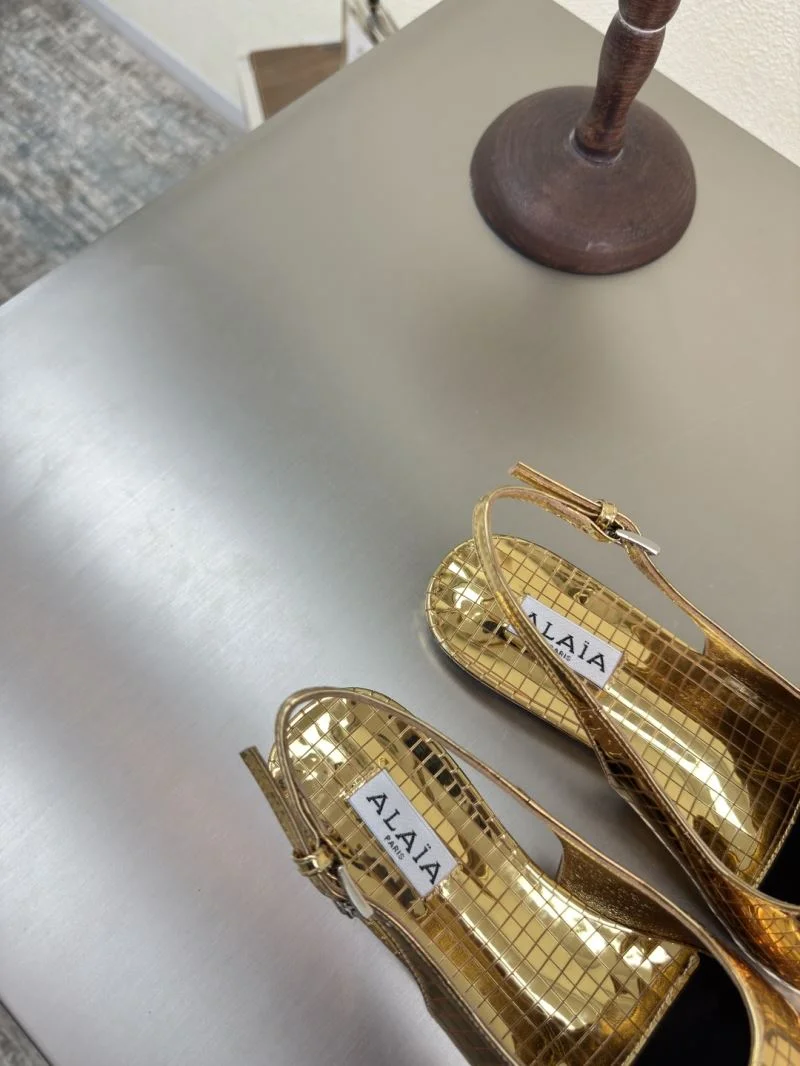 Alaia Sandals Fashionable 13222