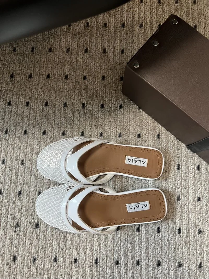 Alaia Sandals Resilient 13211
