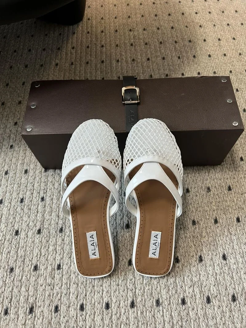 Alaia Sandals Resilient 13211