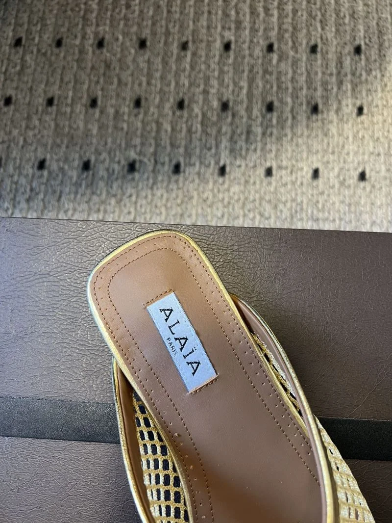 Alaia Sandals MoistureWicking 13208