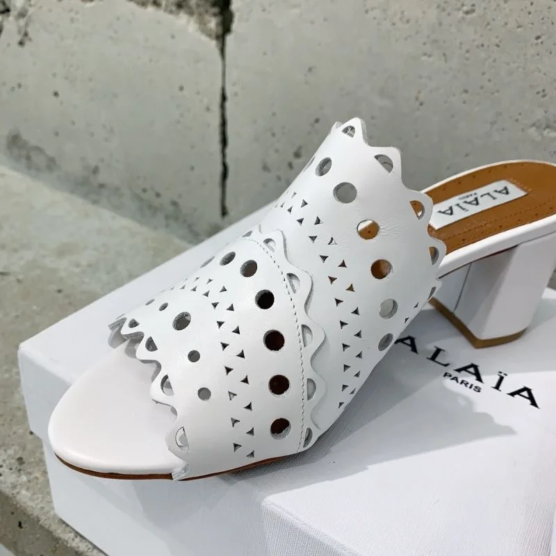 Alaia Sandals MoistureWicking 13201