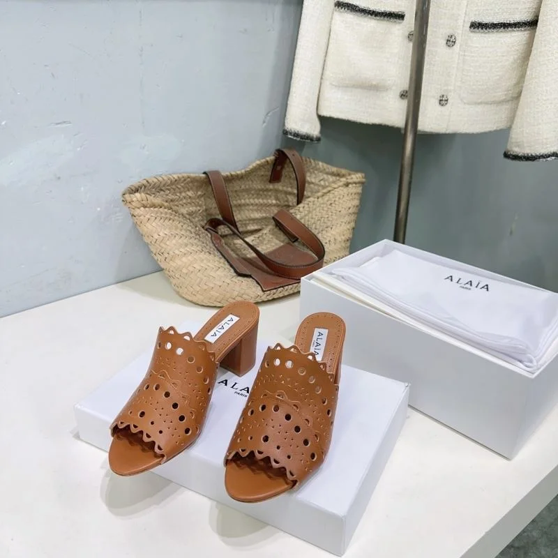 Alaia Sandals Elegant 13192