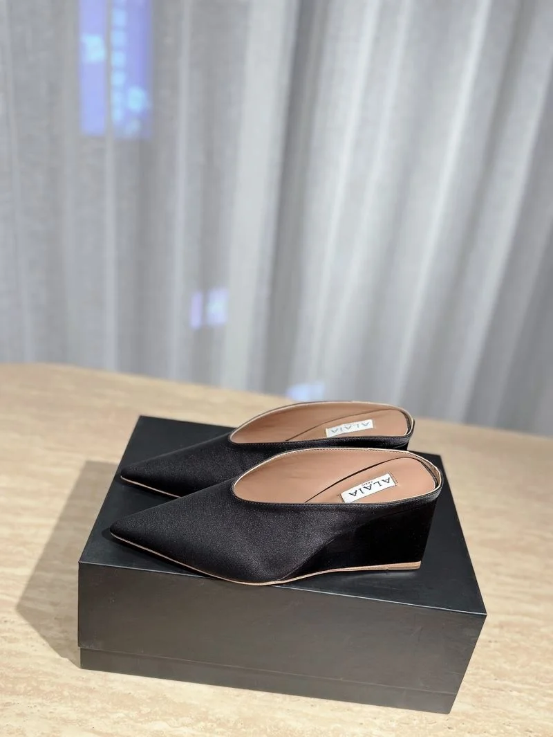 Attractive Alaia Sandals 10751