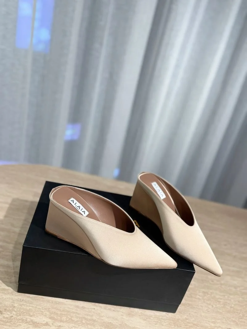 TechFriendly Alaia Sandals 10767