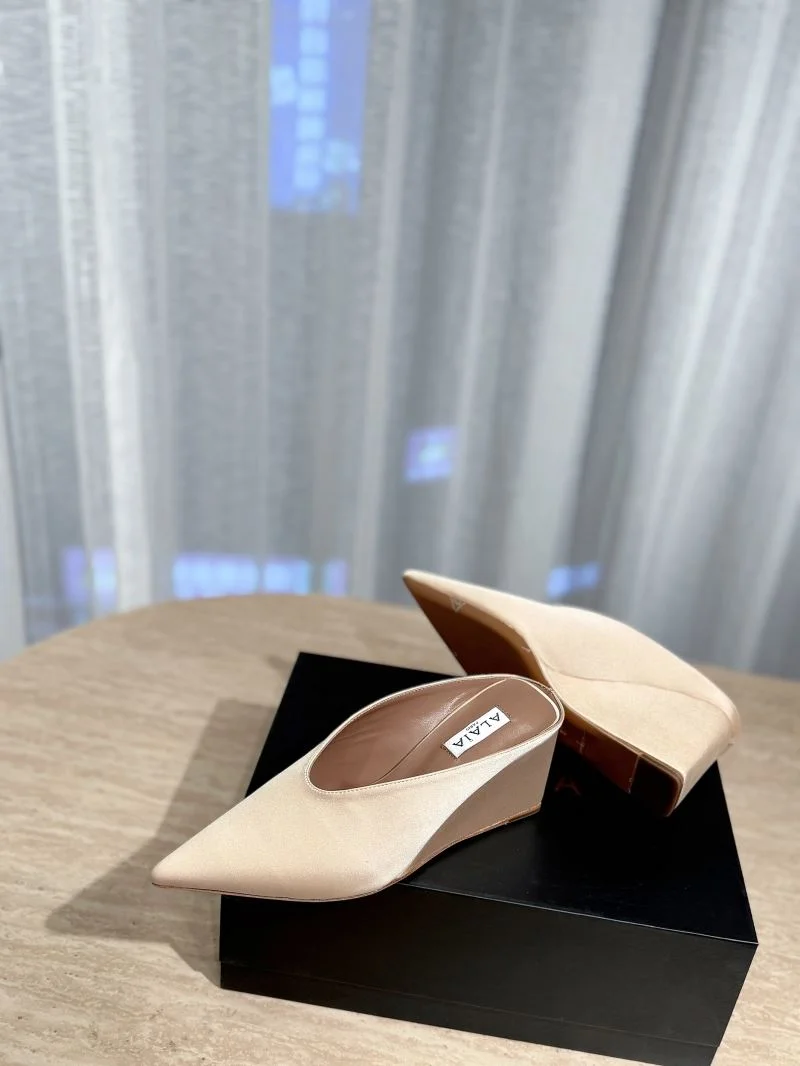 TechFriendly Alaia Sandals 10767