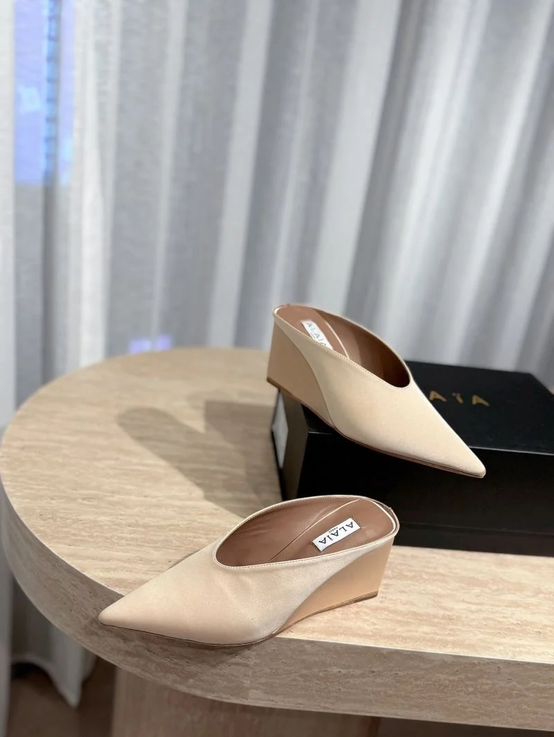 TechFriendly Alaia Sandals 10767
