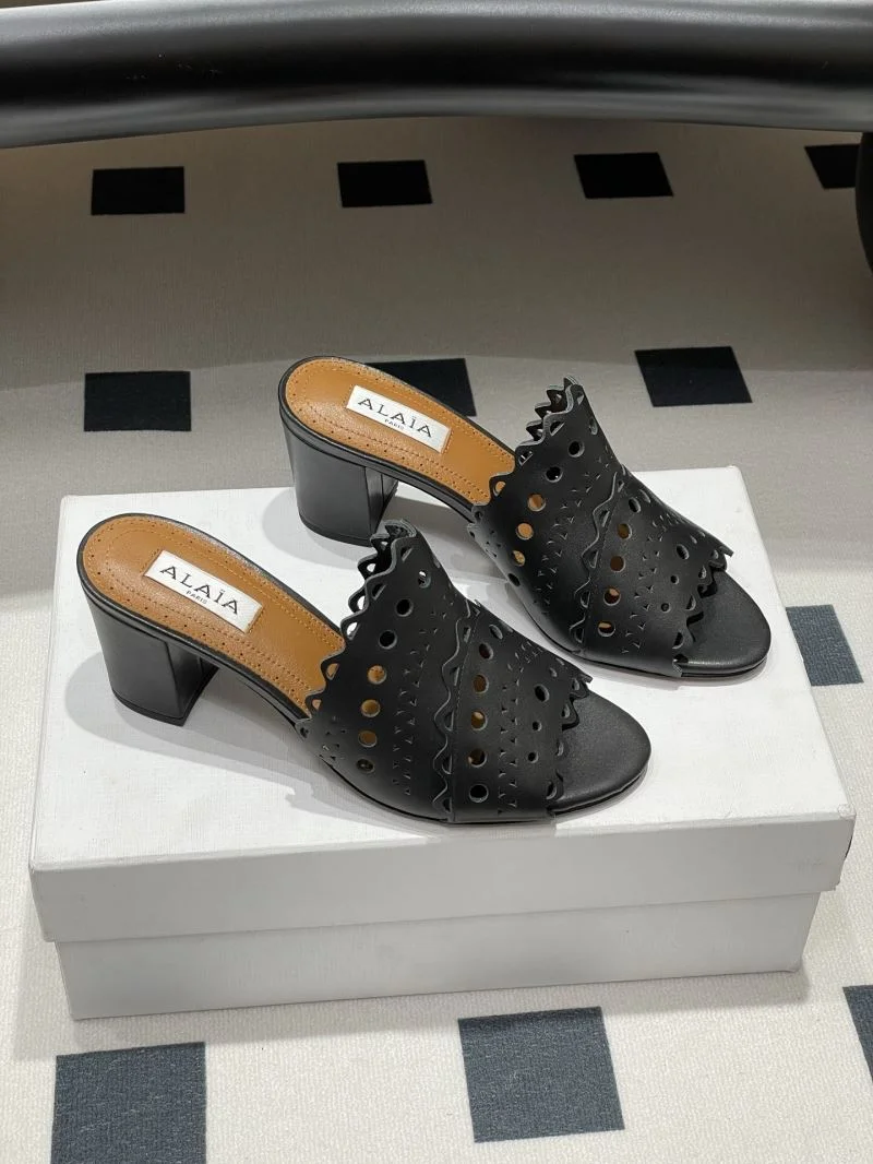 Alaia Sandals WeatherProof 10748