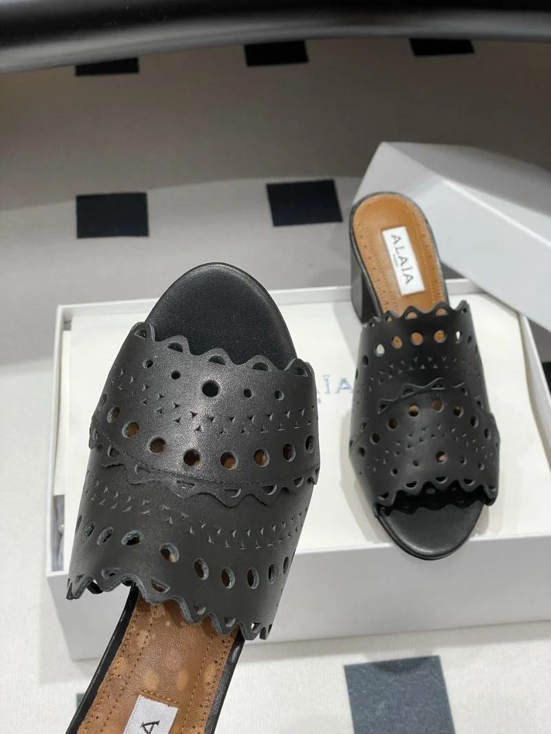 Alaia Sandals WeatherProof 10748