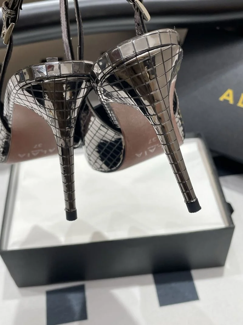 RelaxedFit Alaia Sandals 10732