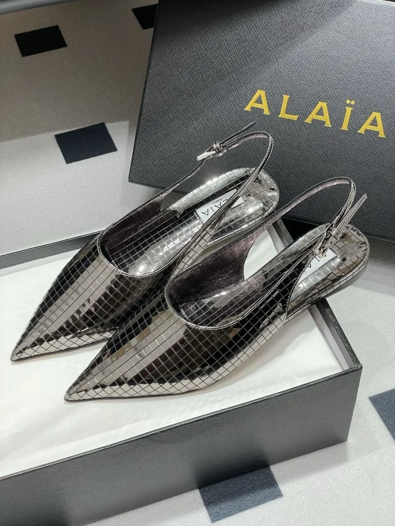 Alaia Sandals Chic 10744