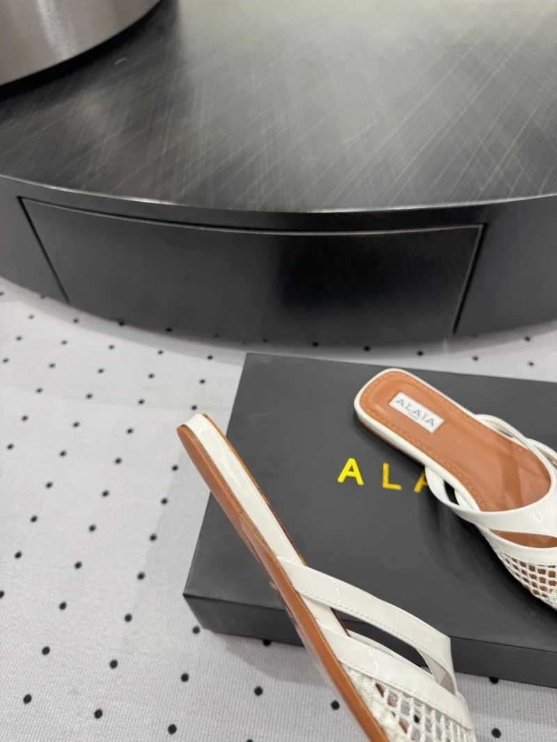 Comfortable Alaia Sandals 10794