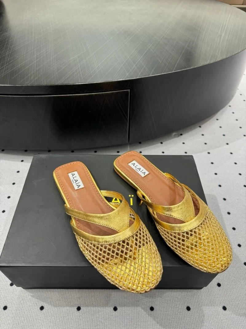 Alaia Sandals Refined 10724