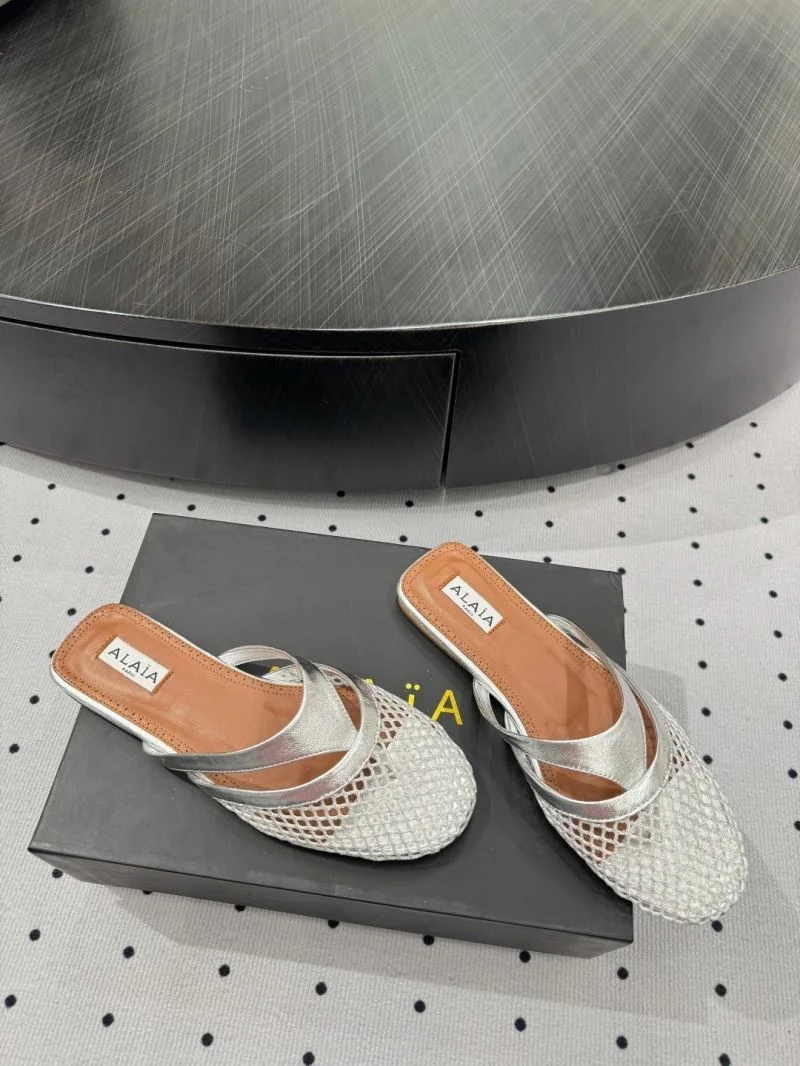 Trendsetting Alaia Sandals 10743