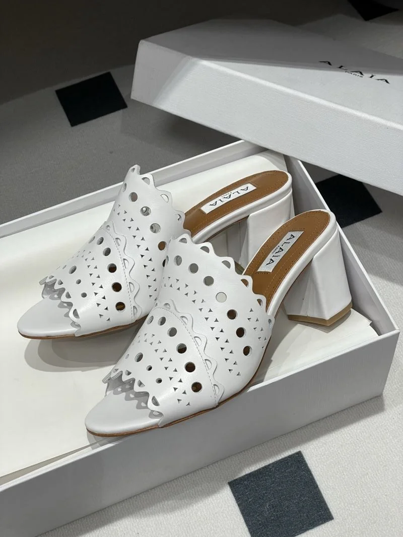Efficient Alaia Sandals 10739