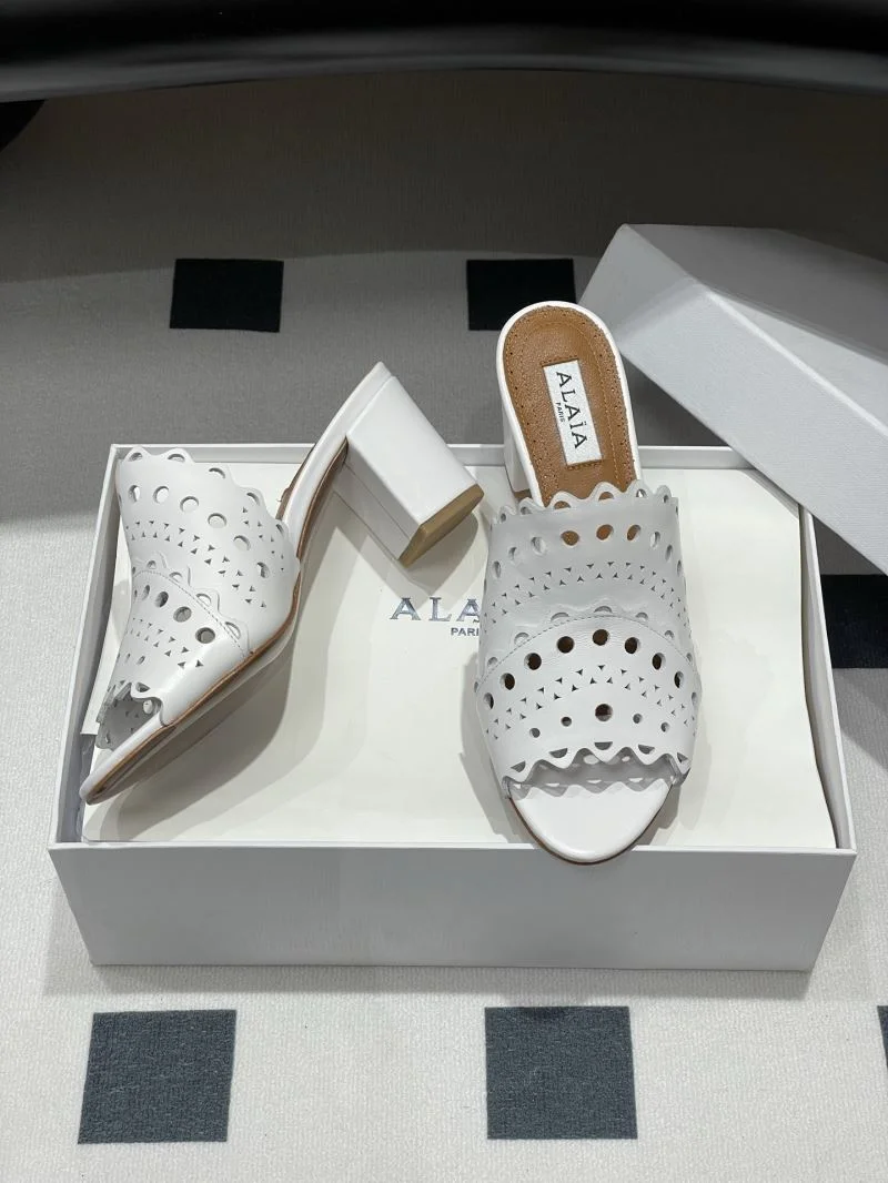 Efficient Alaia Sandals 10739