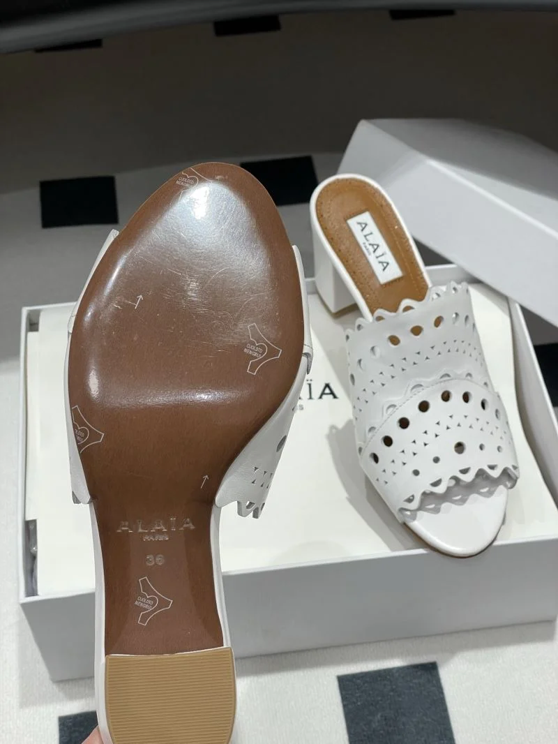 Efficient Alaia Sandals 10739
