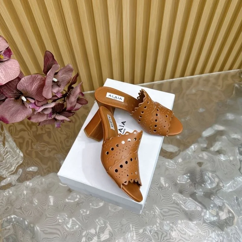 Stylish Alaia Sandals 10737