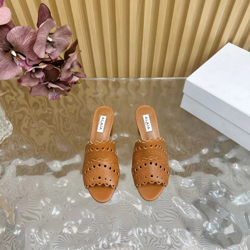 Stylish Alaia Sandals 10737