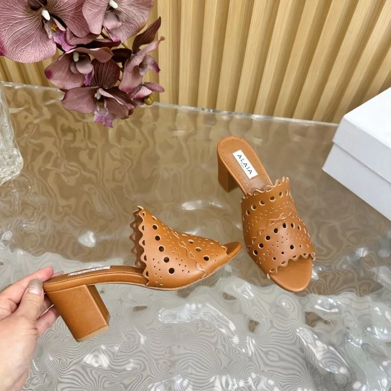 Stylish Alaia Sandals 10737