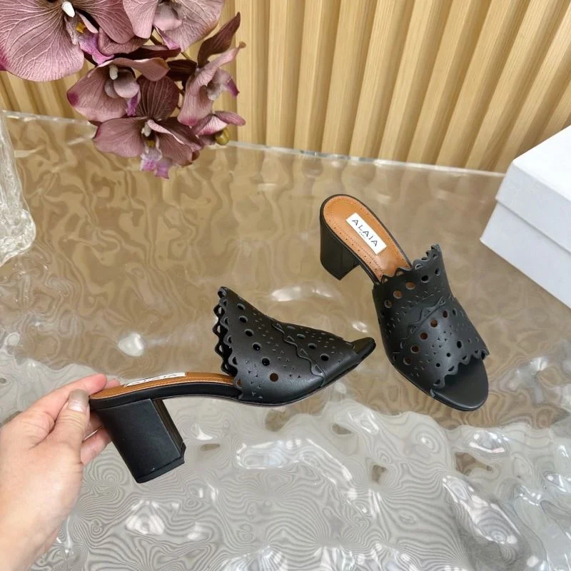 Alaia Sandals OdorResistant 10793