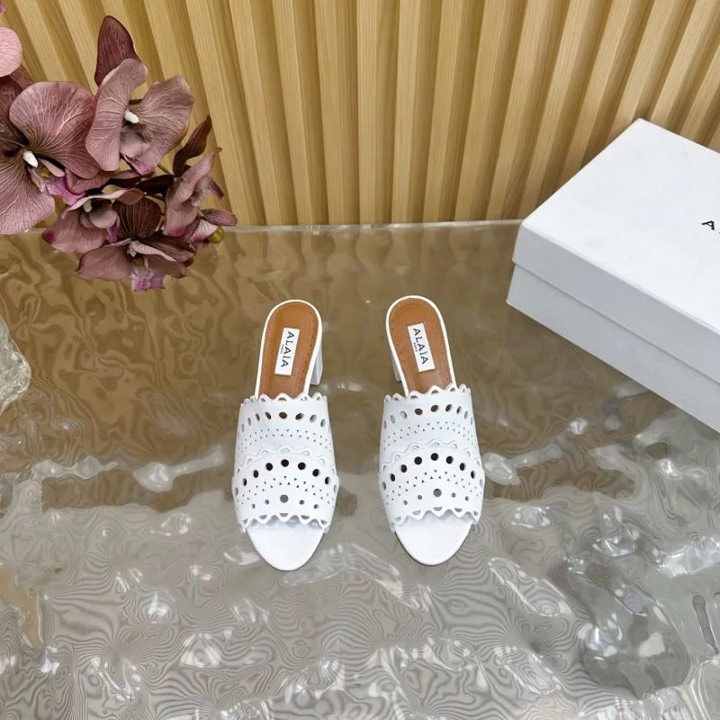 Alaia Sandals Soft 10742