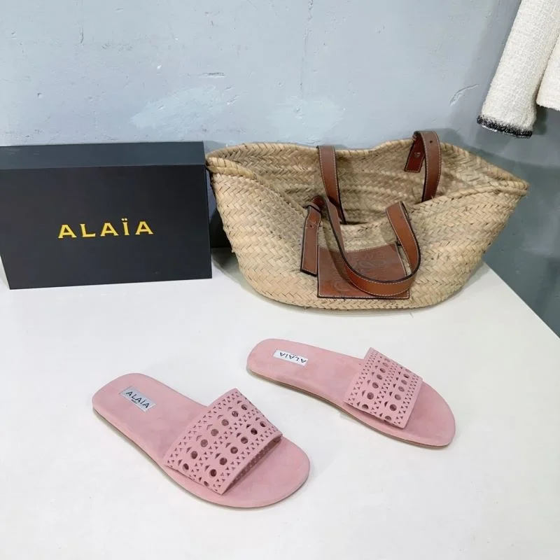 WellDesigned Alaia Sandals 10704