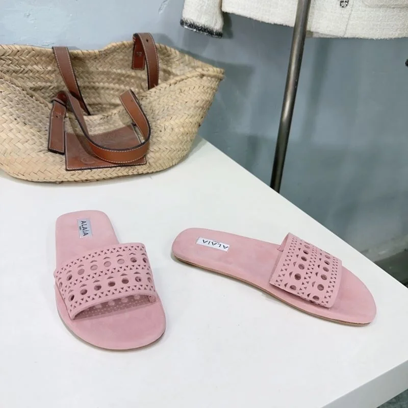 WellDesigned Alaia Sandals 10704