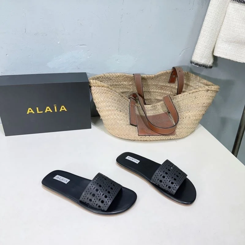 WellDesigned Alaia Sandals 10716
