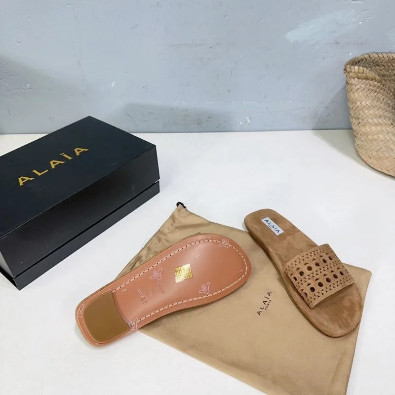Alaia Sandals Sporty 10718