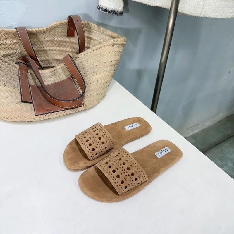 Alaia Sandals Sporty 10718