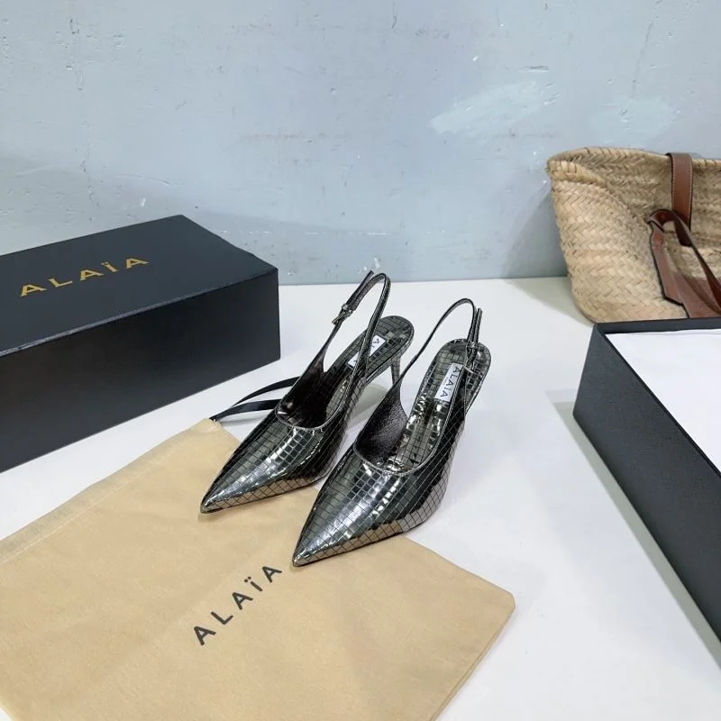 Alaia Sandals Sophisticated 10682