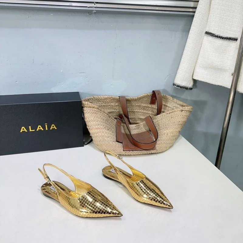 Snug Alaia Sandals 10713