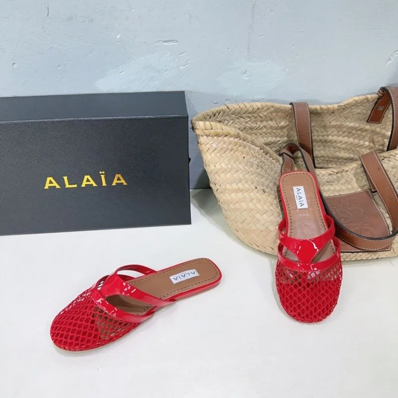 FlexibleFit Alaia Sandals 10701