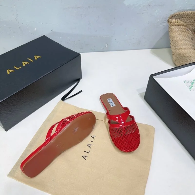 FlexibleFit Alaia Sandals 10701