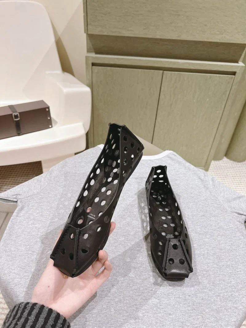Popular Alaia Sandals 16025