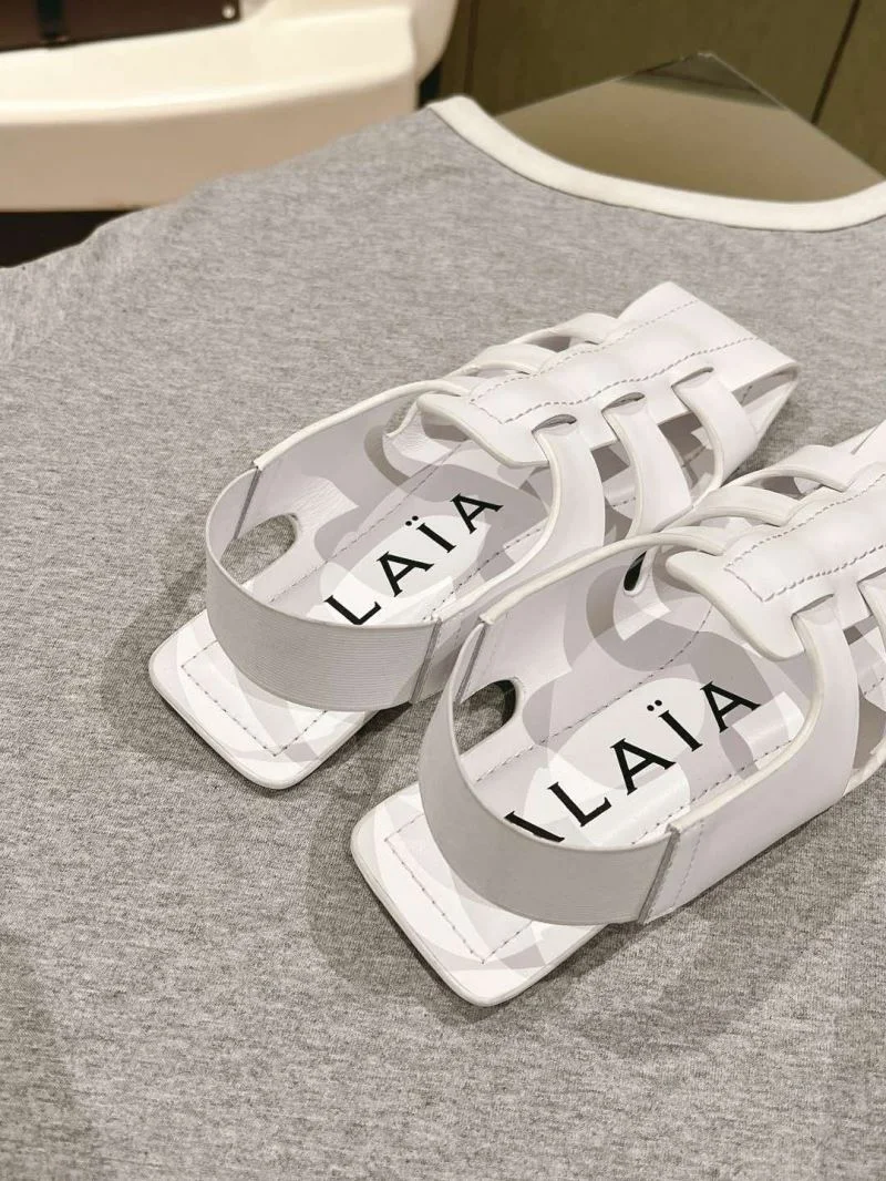 MoistureWicking Alaia Sandals 15983