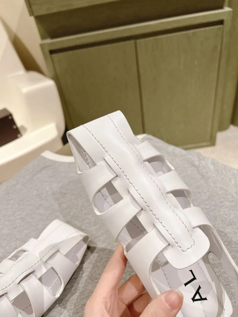 MoistureWicking Alaia Sandals 15983