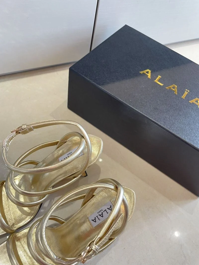 Alaia Sandals Trendsetting 15998